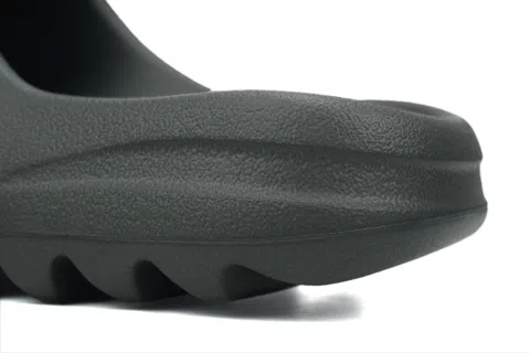 Yeezy Slide Cool Black – photo 5