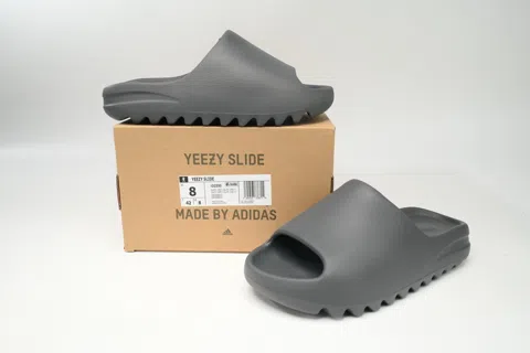 Yeezy Slide Dark Grey – photo 8