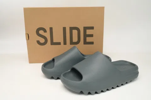 Yeezy Slide Dark Grey/Green – photo 6