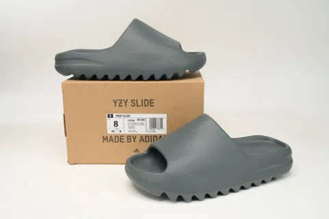 Yeezy Slide Dark Grey/Green – photo 7