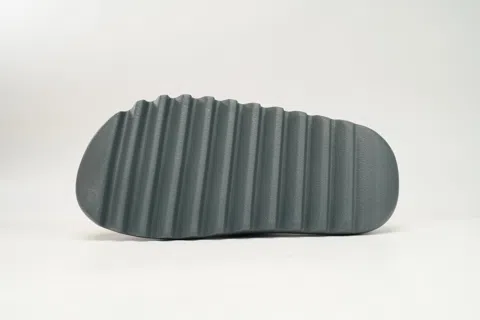 Yeezy Slide Dark Grey/Green – photo 4