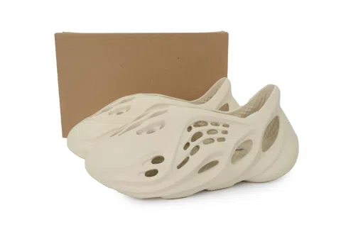 Yeezy Foam Runner Bone – photo 7
