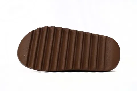 Yeezy Slide Brown – photo 5