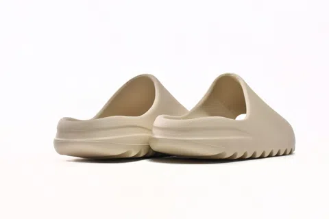 Yeezy Slide Bone – photo 4