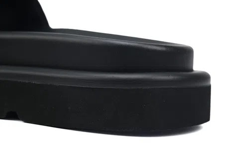 Louis Vuitton Pool Pillow Comfort Mule Black – photo 5