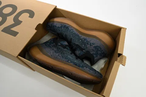 Yeezy Boost 380 Copper Blue – photo 12