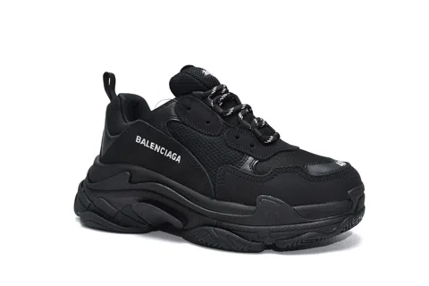 Balenciaga Triple S Triple Black – photo 5