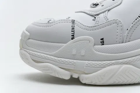 Balenciaga Triple S White/Black – photo 10
