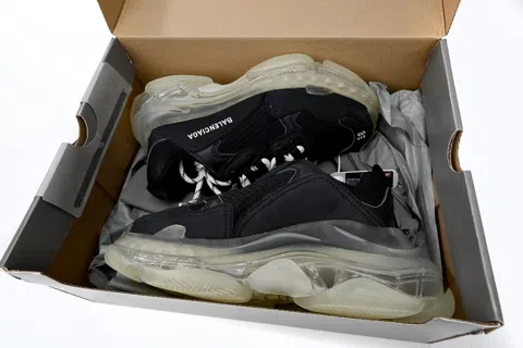 Balenciaga Triple S Clear Sole Black – photo 11