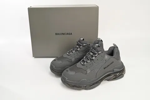 Balenciaga Triple S Clear Sole Dark Grey – photo 9