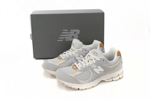 New Balance 2002R Light Grey – photo 9