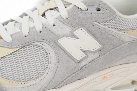 New Balance 2002R Light Grey – photo 6