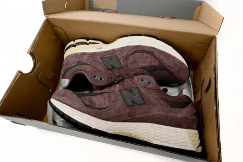 New Balance 2002R Black/Brown – photo 11