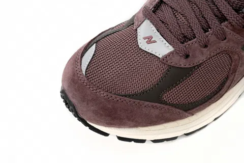 New Balance 2002R Black/Brown – photo 8