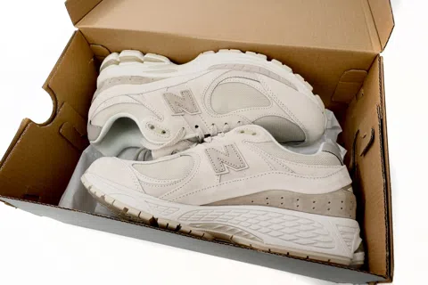 New Balance 2002R Cream – photo 11
