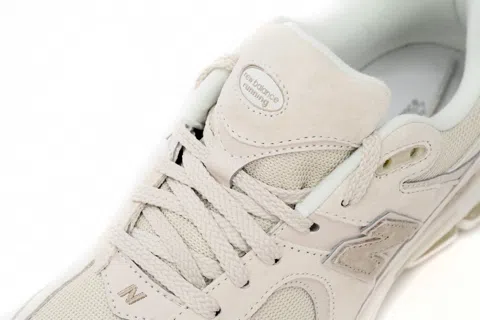New Balance 2002R Cream – photo 7