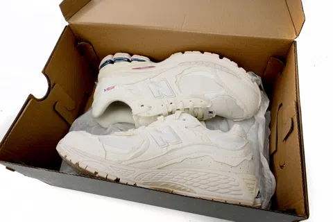 New Balance 2002R Sea Salt – photo 11