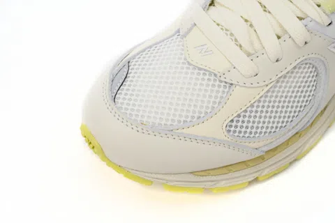 New Balance 2002R Light Yellow – photo 7