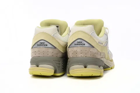 New Balance 2002R Light Yellow – photo 4