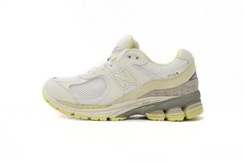 Light Yellow