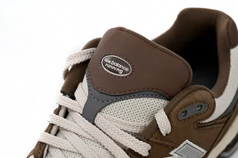 New Balance 2002R Brown/Grey – photo 6