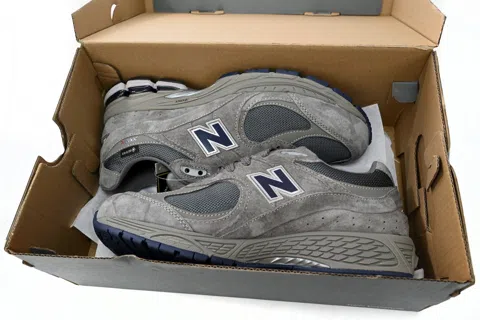 New Balance 2002R Brown/Grey – photo 9