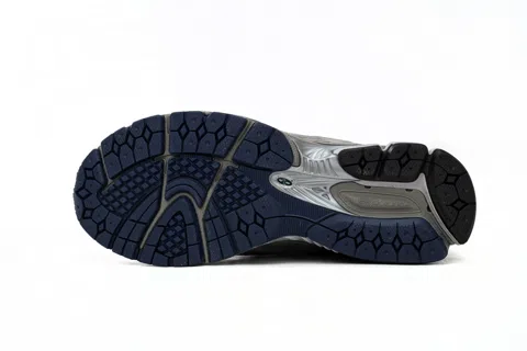 New Balance 2002R Brown/Grey – photo 5