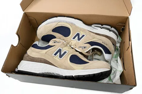 New Balance 2002R Khaki – photo 10