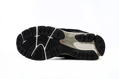 New Balance 2002R Black – photo 5