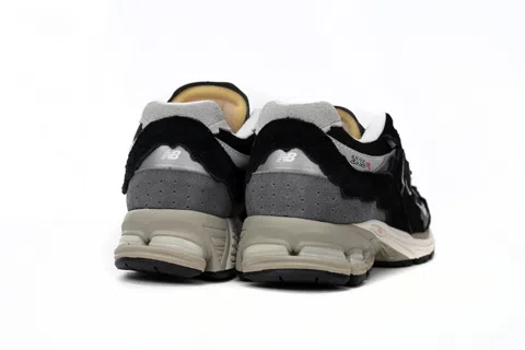 New Balance 2002R Black – photo 4