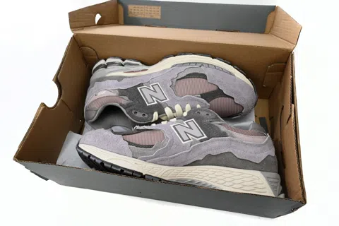 New Balance 2002R Purple – photo 10
