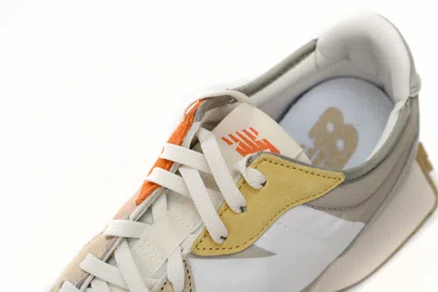 New Balance 327 Cream – photo 6