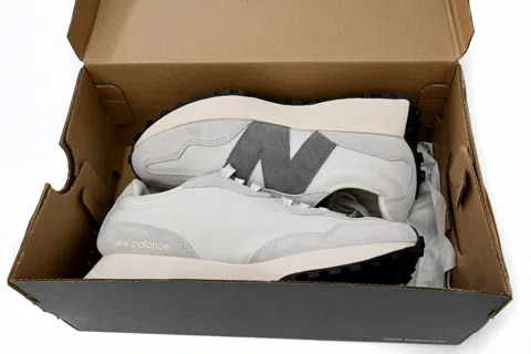 New Balance 327 Grey/White/Black – photo 10