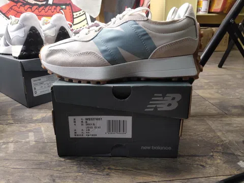 New Balance 327 Grey/Sky Blue – photo 11