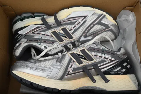 New Balance 1906R Silver Gold Metallic – photo 8