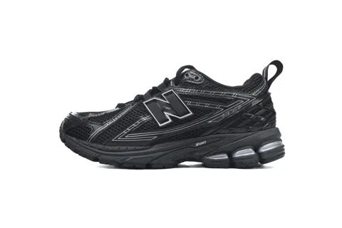 New Balance 1906R Black/Silver