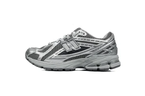Silver/White