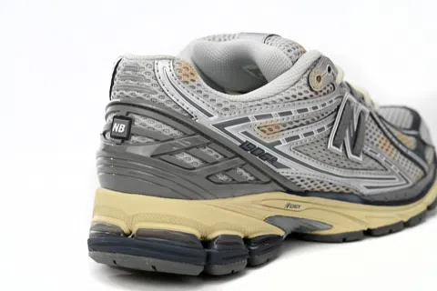 New Balance 1906R Grey/Silver – photo 3