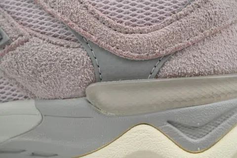 New Balance 9060 December Sky – photo 5