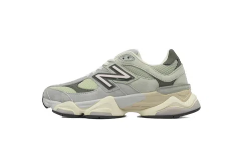 New Balance 9060 Olivine