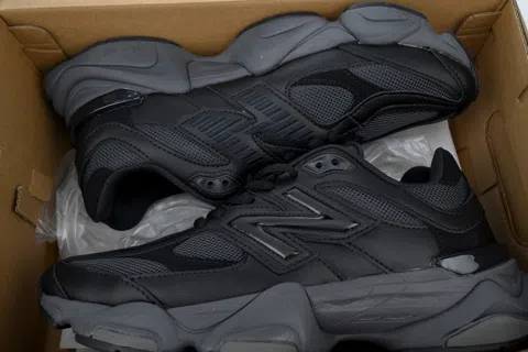 New Balance 9060 Triple Black Leather – photo 8