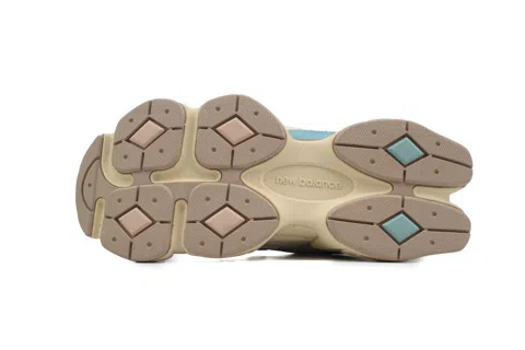 New Balance 9060 Ivory – photo 4