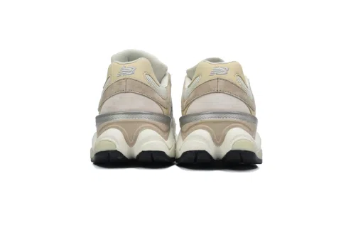 New Balance 9060 Turtledove – photo 3