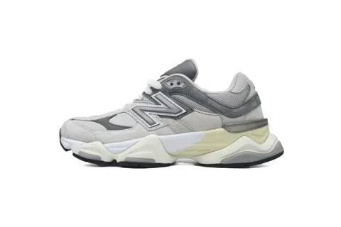 New Balance 9060 Light Grey