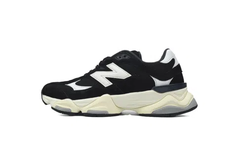 New Balance 9060 Black/White