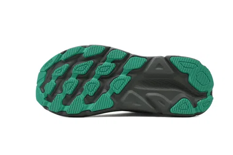 HOKA Clifton 9 Stealth Tech Pack – photo 4