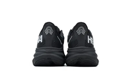 HOKA Clifton 9 Triple Black – photo 3