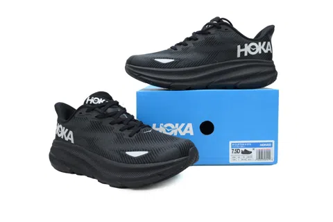 HOKA Clifton 9 Triple Black – photo 7