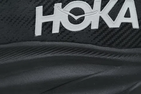 HOKA Clifton 9 Triple Black – photo 5