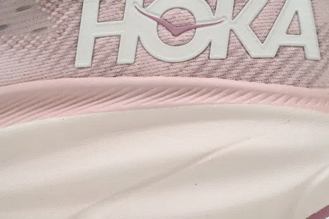 HOKA Clifton 9 Pale Mauve – photo 9